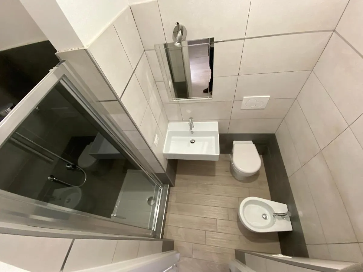 Apartment Domus Art Suites Merulana Rome Italy